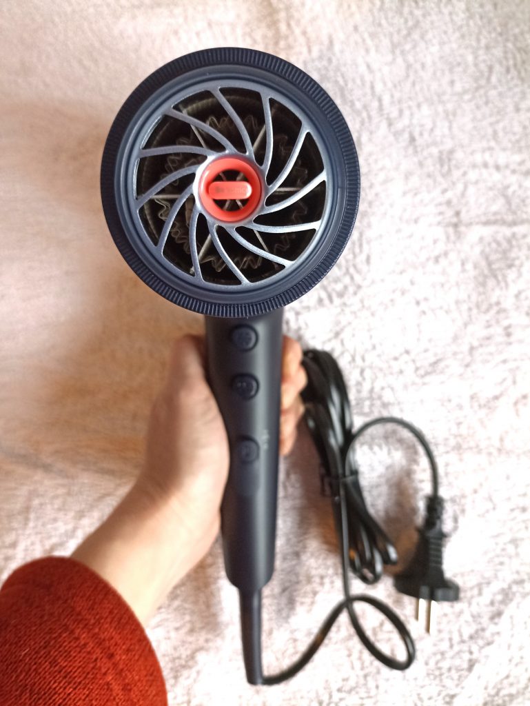 Philips BHD510 00 Haartrockner, Vorderansicht mit Gebläse