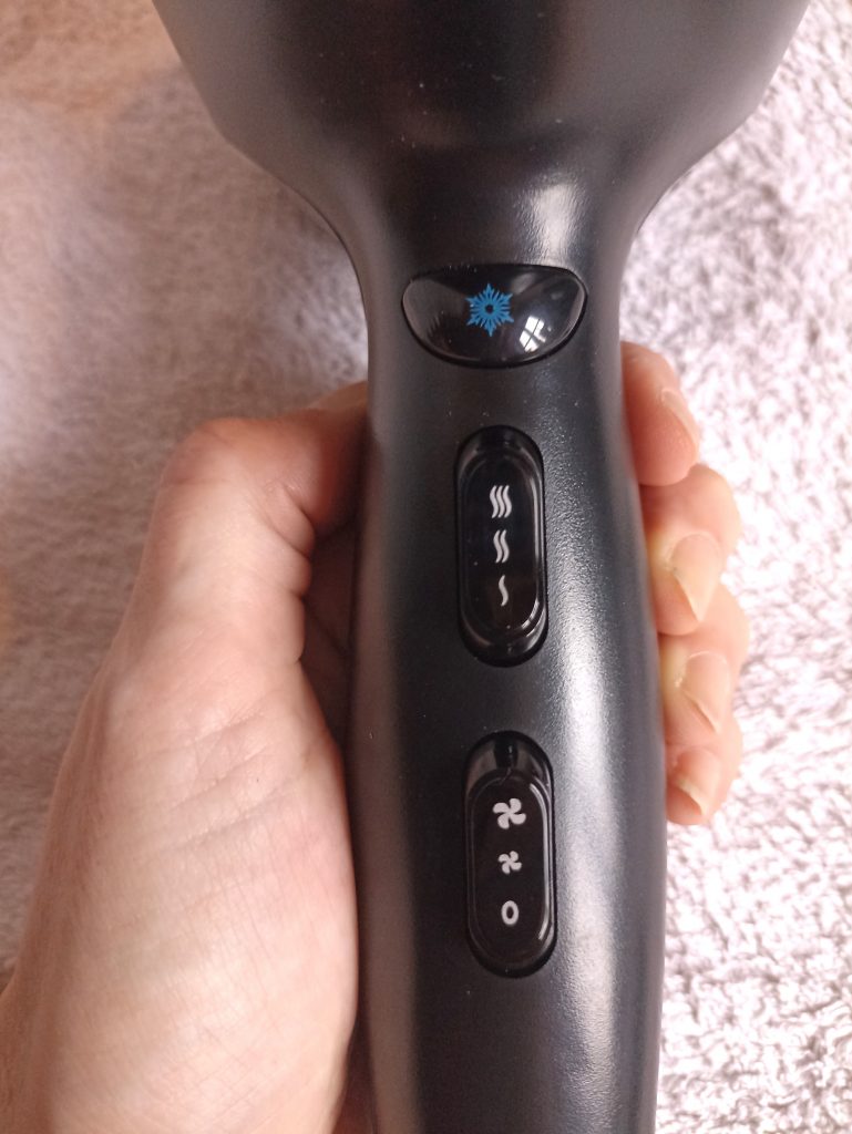 Remington D3198 Haartrockner, Bedienknöpfe