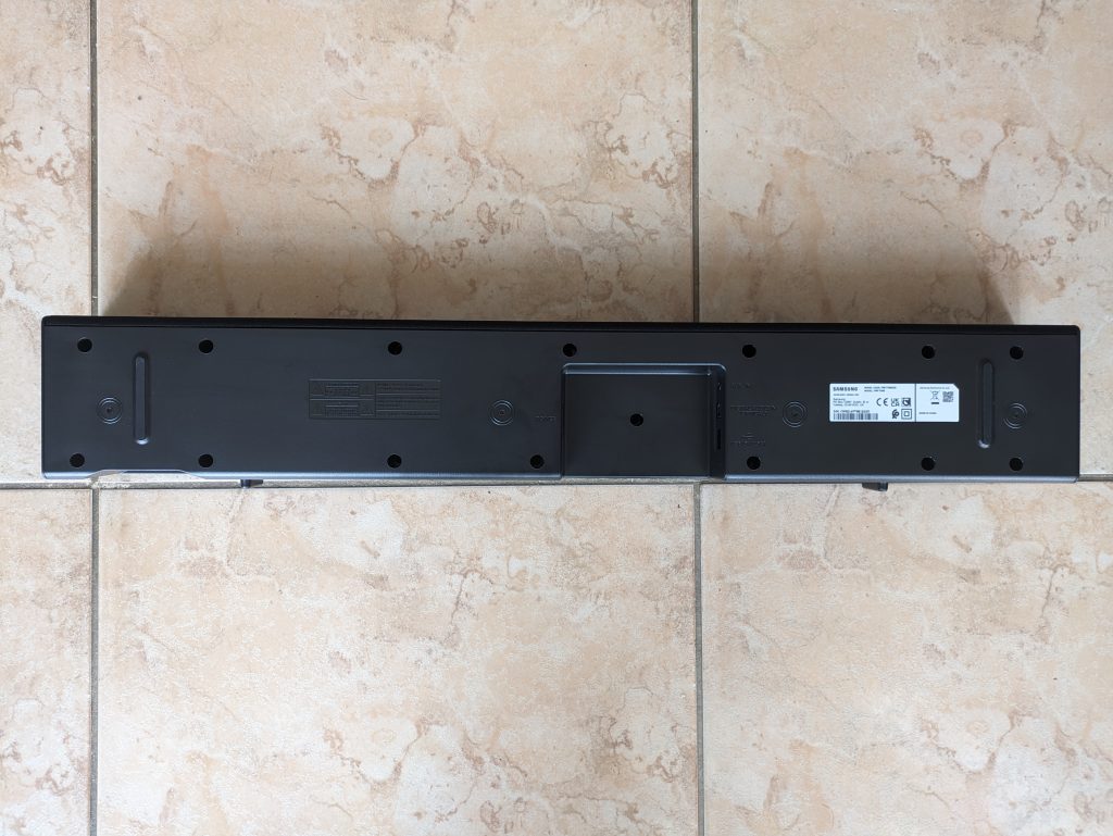 Samsung HW T400 Soundbar von unten