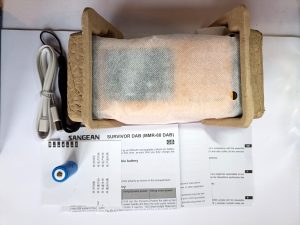 Sangean MMR88 DAB Kurbelradio, Lieferumfang mit Innenverpackung