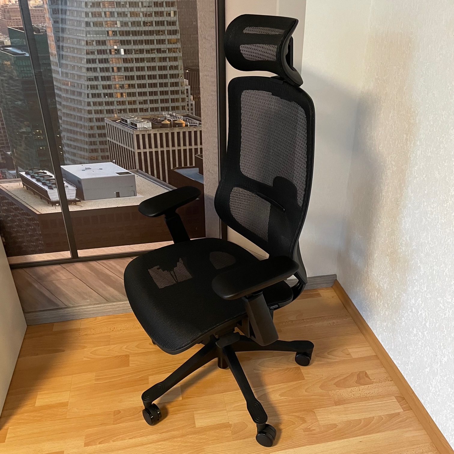 VALKENSTOL M5 Bürostuhl Seitenansicht