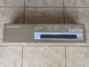 Verpackung der Samsung HW T400 Soundbar von oben