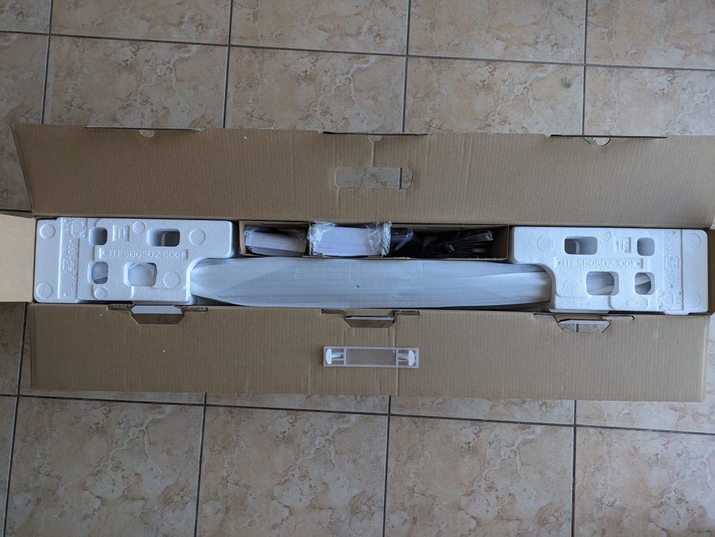 Verpackung der Sony HT A5000 Soundbar geöffnet