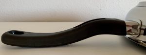 WMF Devil Pfannenset Griff umgedrehte Pfanne von der Seite