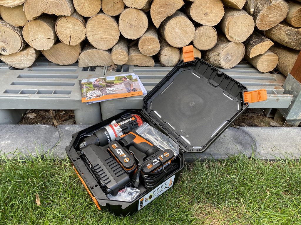 WORX-20V-Akku-Schlagbohrschrauber-SlammerDrill-WX354-im-Koffer