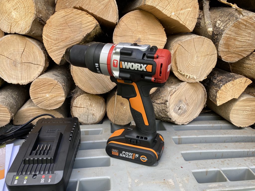 WORX-20V-Akku-Schlagbohrschrauber-SlammerDrill-WX354-linke-Seite