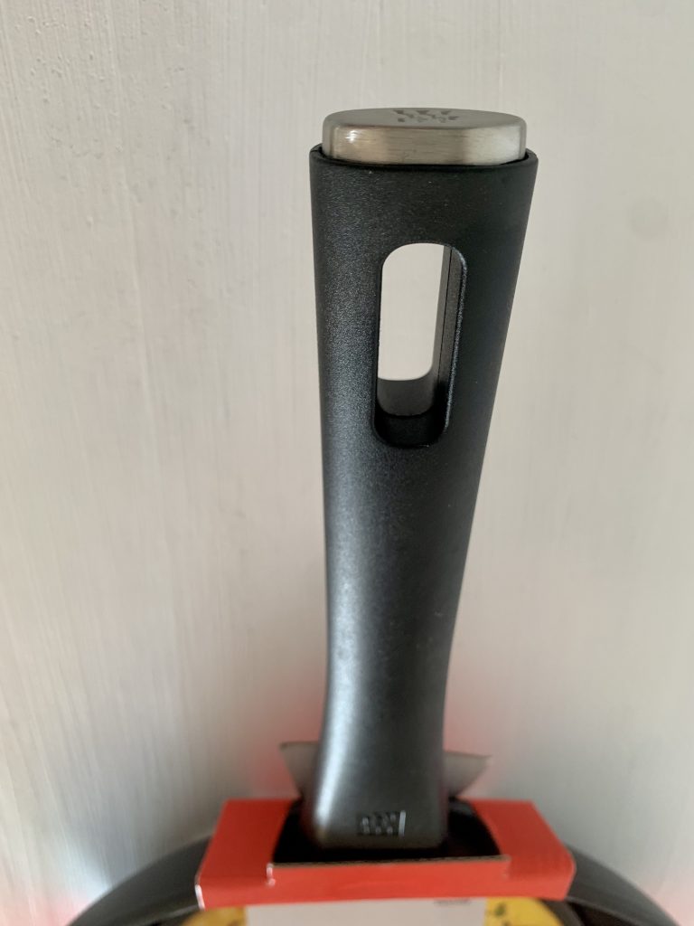 ZWILLING Madura Plus Pfanne Griff mit Aufhängöse