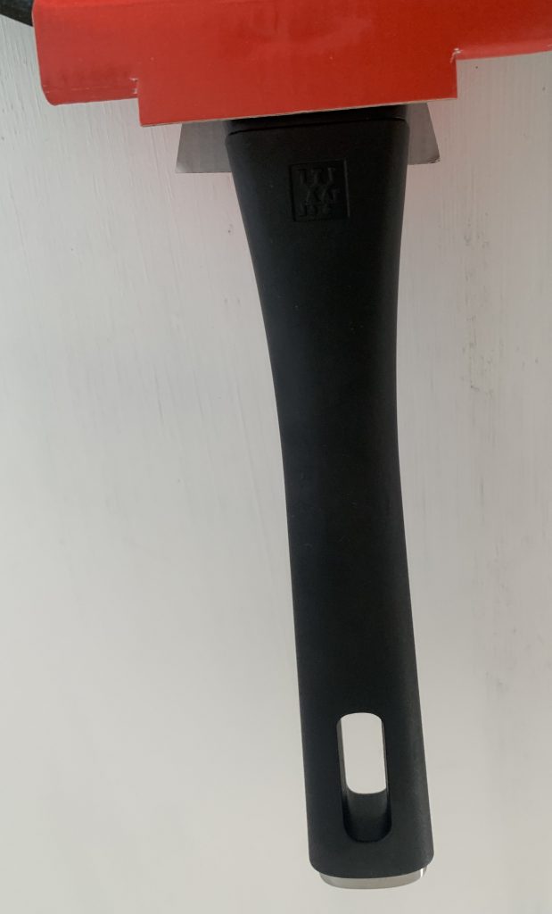 ZWILLING Madura Plus Pfanne Griff von oben