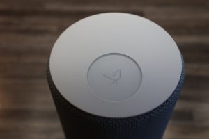Libratone Zipp 2 Bluetooth-Lautsprecher Knopf
