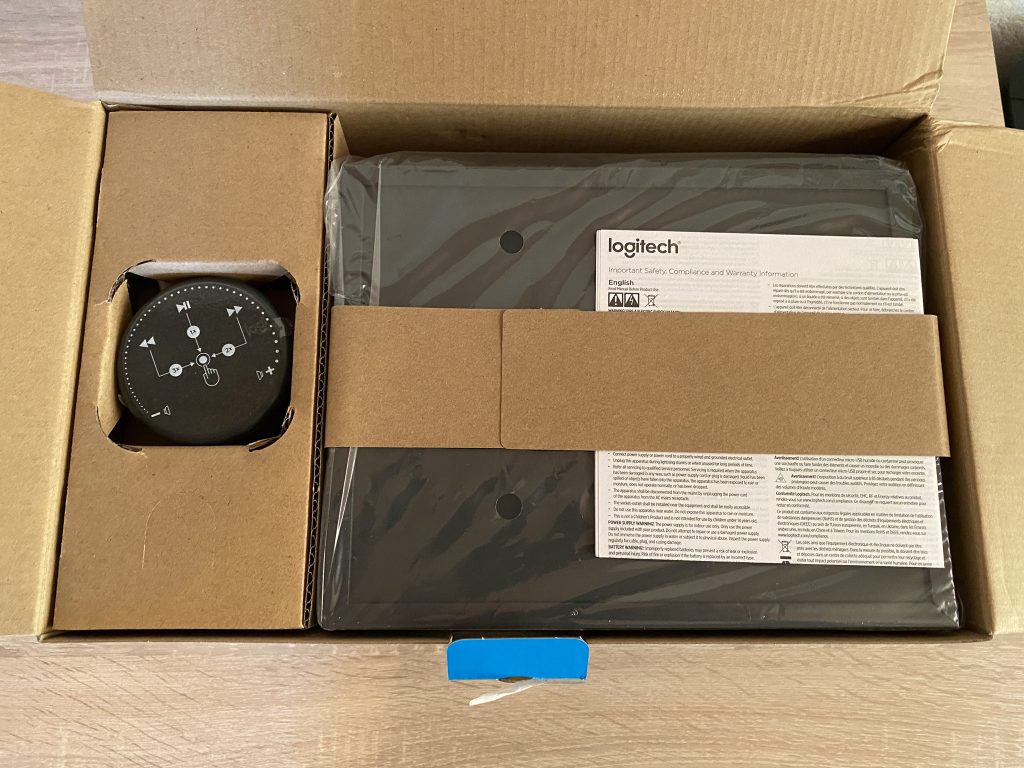Logitech Z407 PC-Lautsprecher in der Verpackung