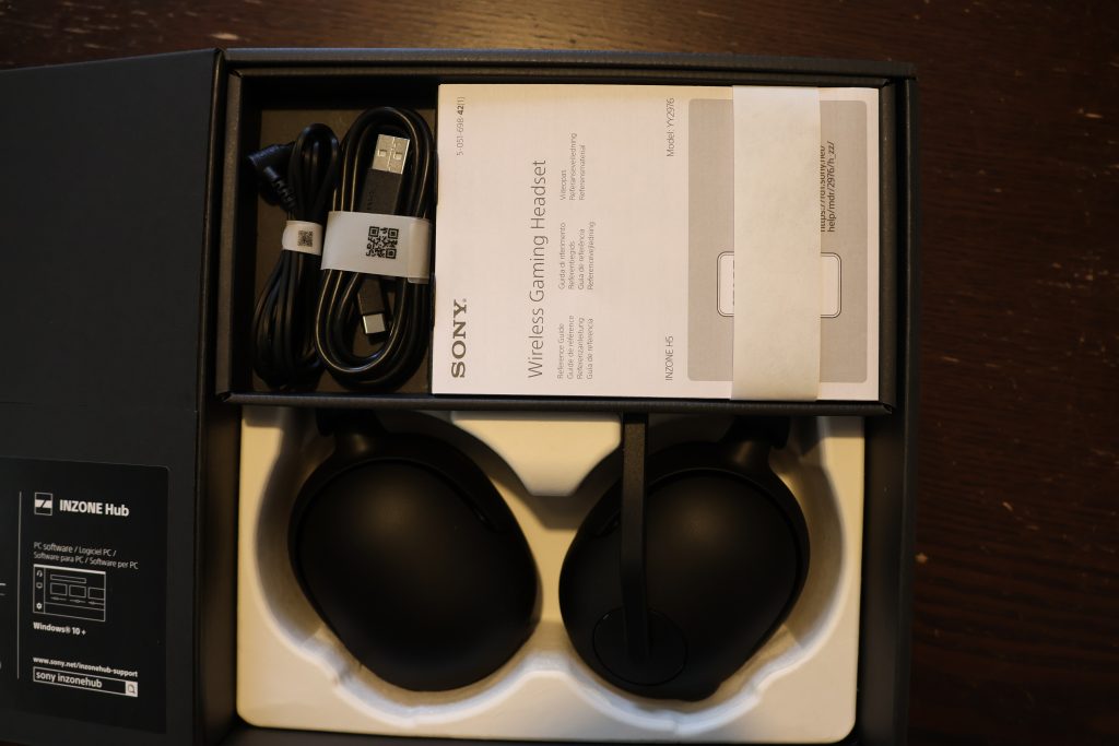 Sony Inzone H5 Gaming-Headset Karton offen