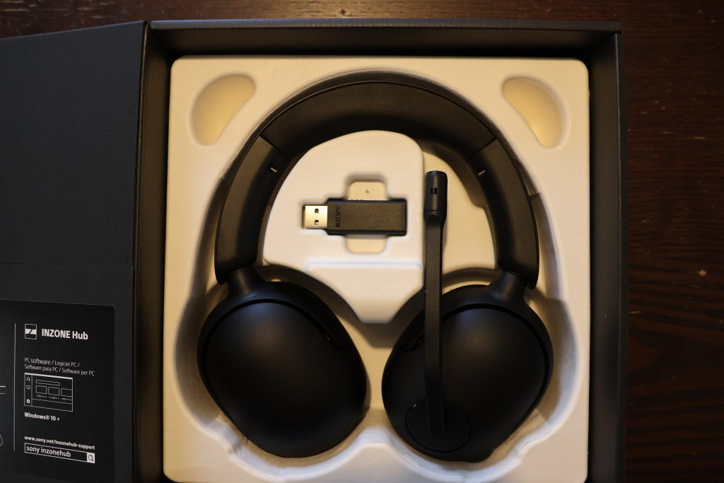 Sony Inzone H5 Gaming-Headset Karton mit Headset