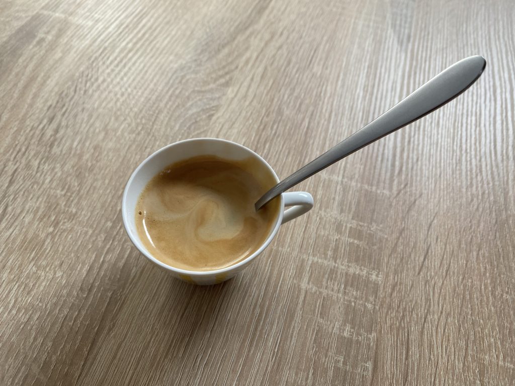 Lebensbaum Espresso Minero Espressobohnen Löffeltest