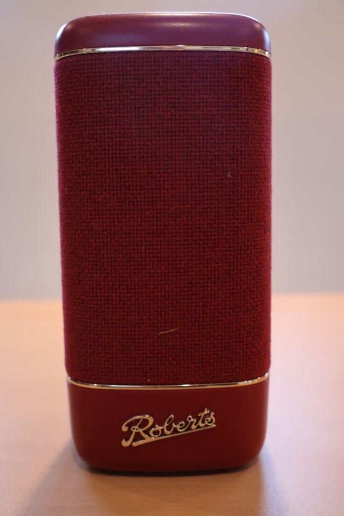 Roberts Beacon 335 Bluetooth-Lautsprecher aufrecht