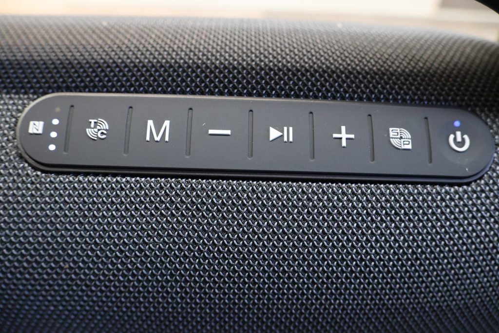 Tronsmart Bang Bluetooth-Lautsprecher Knöpfe