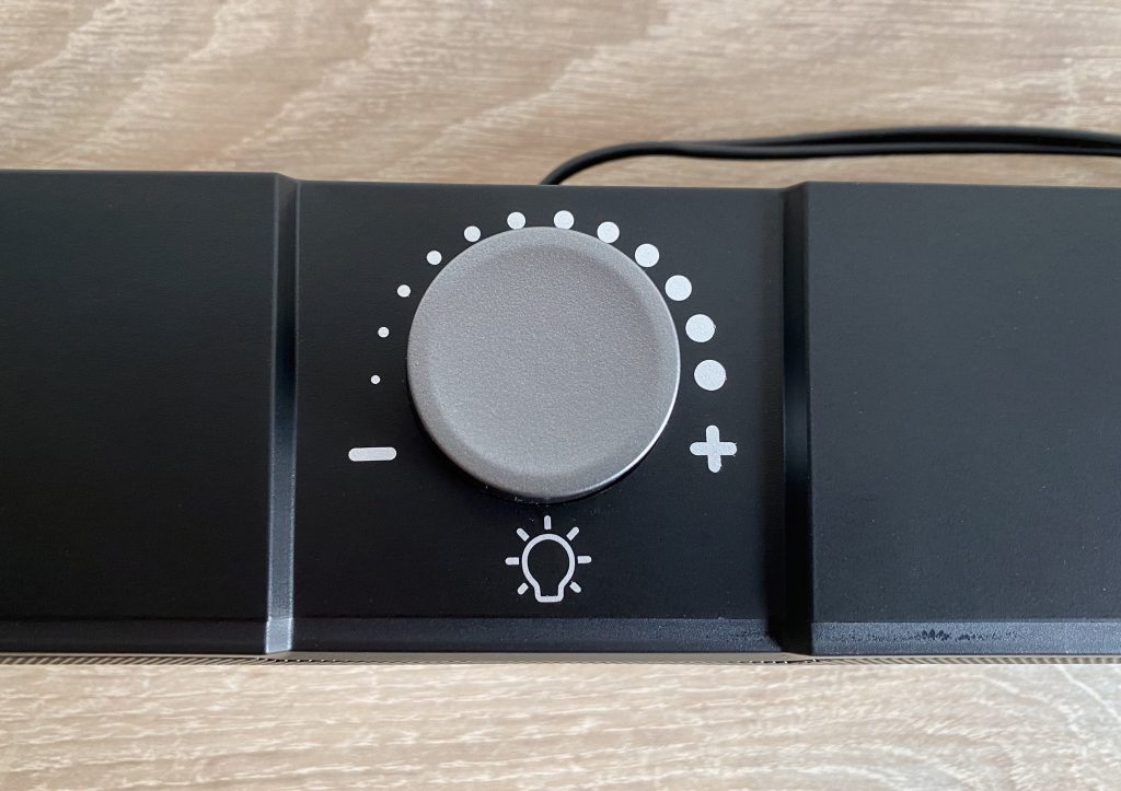 Bazivve V30 PC-Lautsprecher Detail Lautstärkeregler