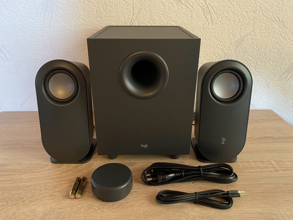 Logitech Z407 PC-Lautsprecher ausgepackt 3