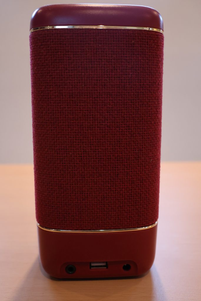 Roberts Beacon 335 Bluetooth-Lautsprecher Rückseite