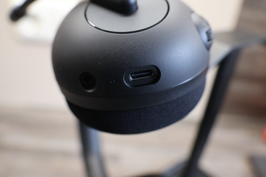 Sony Inzone H5 Gaming-Headset Ladebuchse