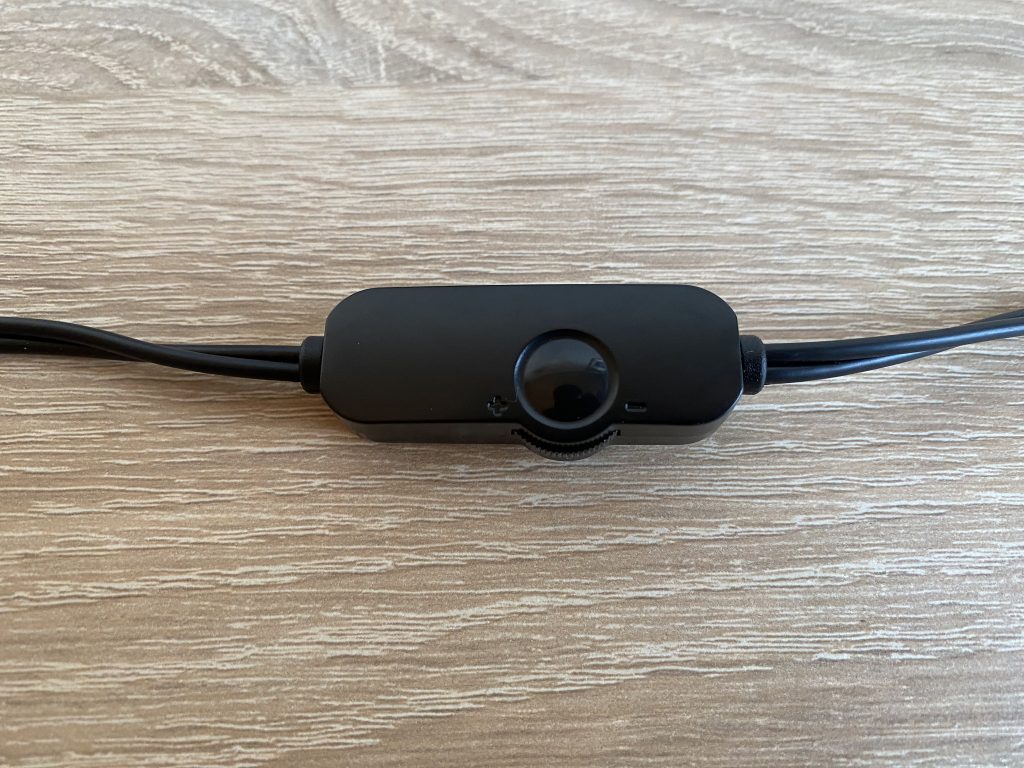 Hama Sonic Mobil 183 PC-Lautsprecher Detail Lautstärkeregelung