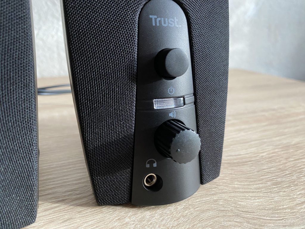 Trust Almo PC-Lautsprecher Detail Vorderseite