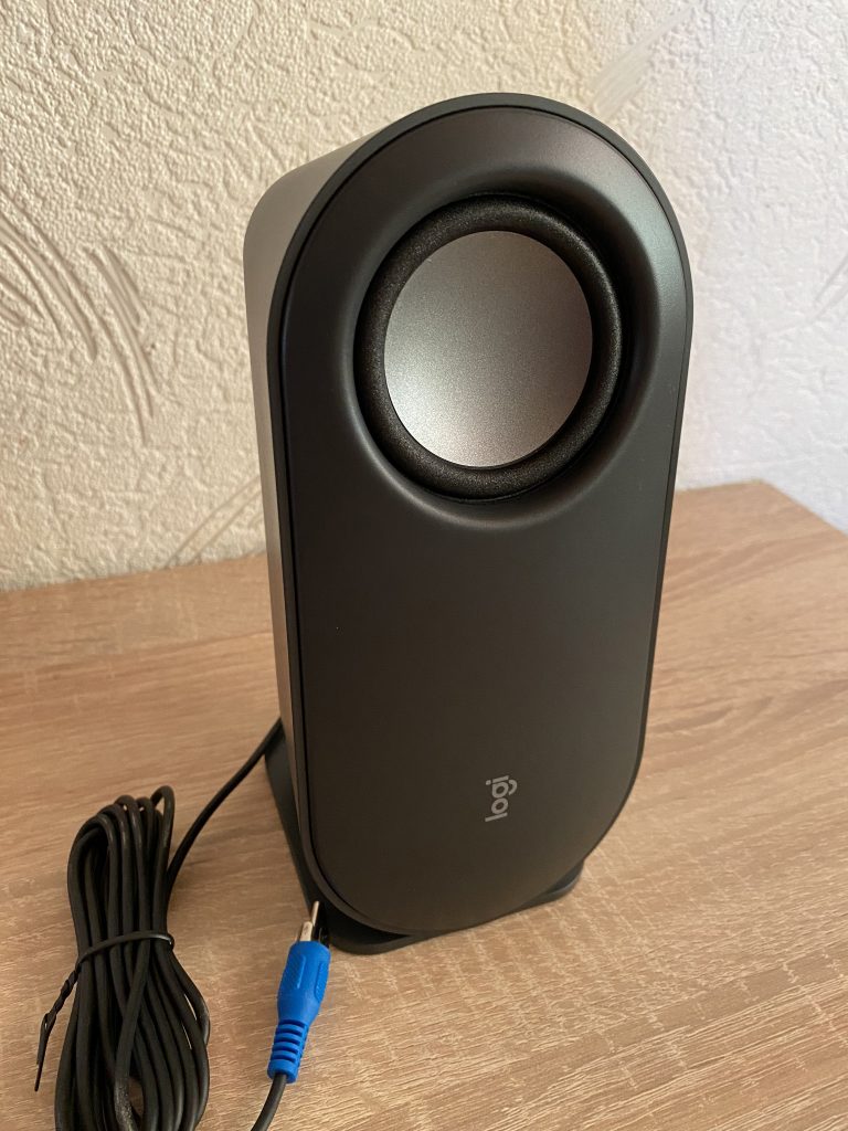 Logitech Z407 PC-Lautsprecher Detail Lautsprecher vorne