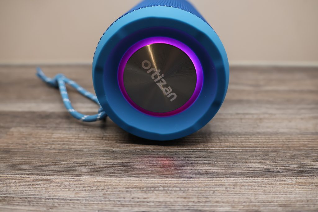 Ortizan X10 Bluetooth-Lautsprecher beleuchtet 2
