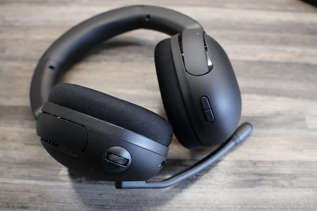 Sony Inzone H5 Gaming-Headset liegend