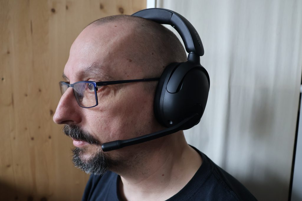 Sony Inzone H5 Gaming-Headset Action 1