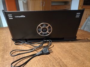 Amazon Basics Vakuumierer, Ansicht von hinten aufgeklappt