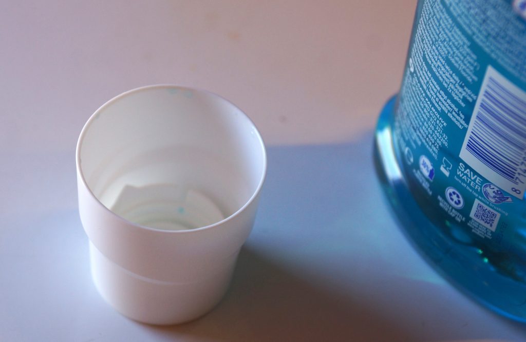 Colgate Plax Cool Mint Mundspülung Deckel