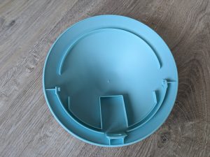 Dach der NETVUE Birdfy Wildkamera von unten