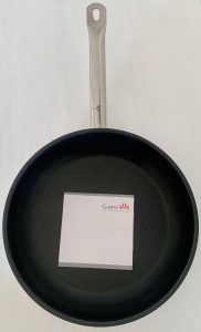 GastroSUS Industar Diamas Pro beschichtete Pfanne mit Bedienungsanleitung