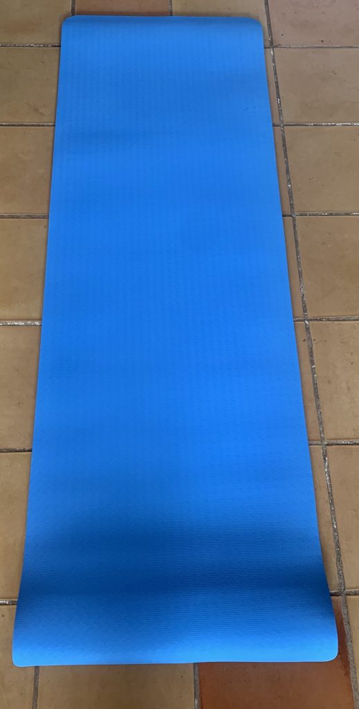Good Times Yogamatte aufgerollt