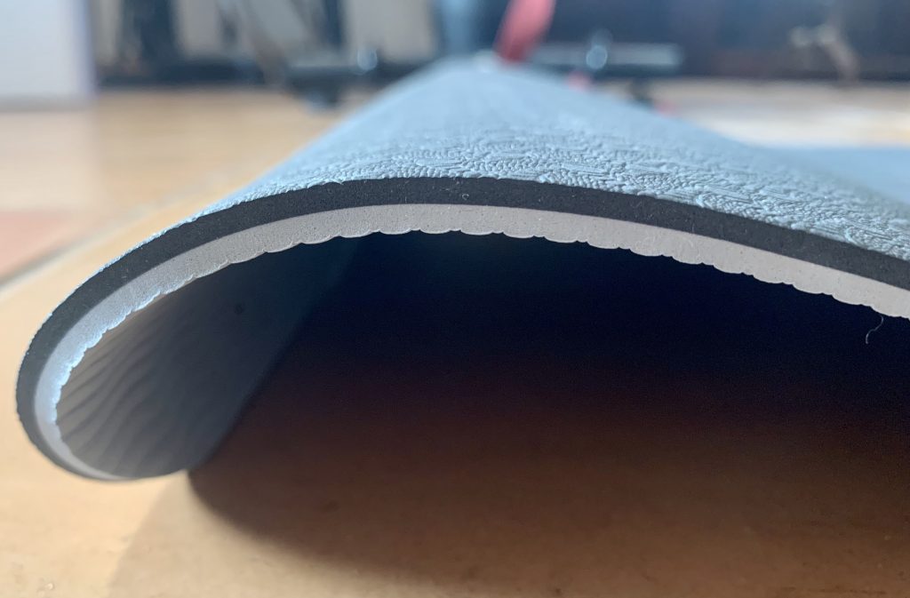 KESSER® ‎HU-XI-9 Yogamatte aufgerolltes Ende