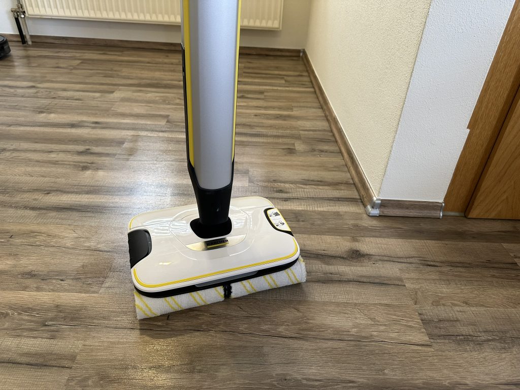Kärcher FC7 Cordless Extra Hartbodenreiniger in der Nahansicht