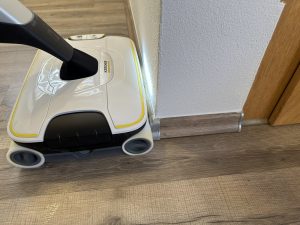 Kantenreinigung des Kärcher FC7 Cordless Extra Hartbodenreinigers