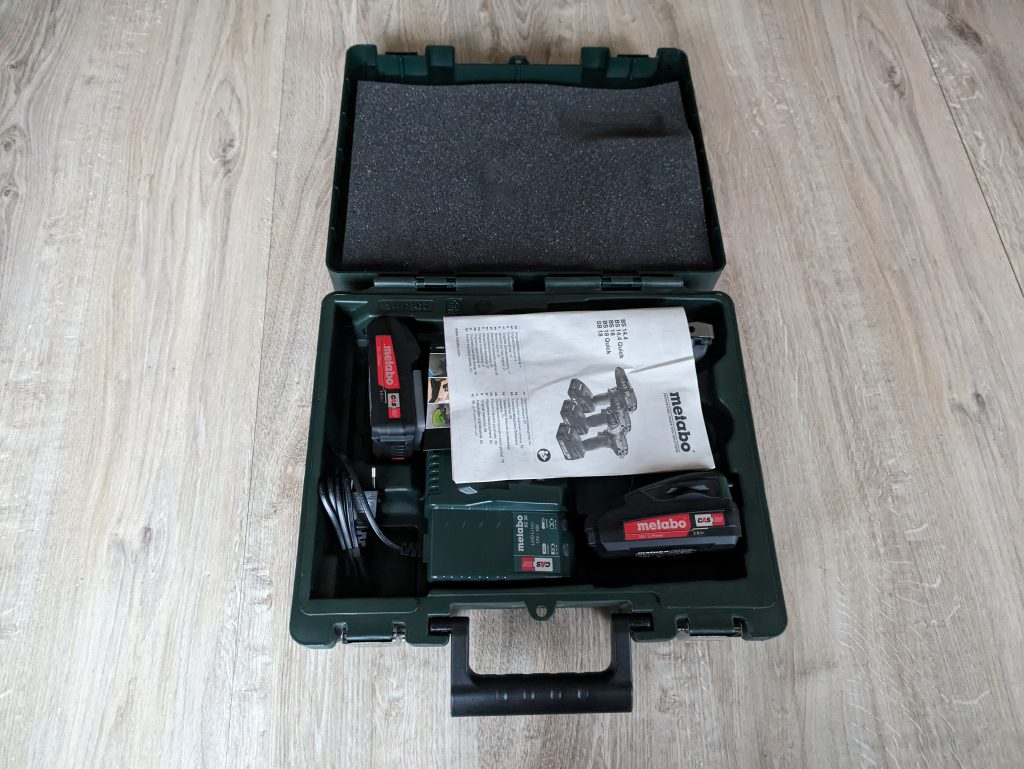 Koffer des Metabo BS 18 Akku-Bohrschraubers geöffnet