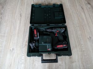 Koffer des Metabo BS 18 Akku-Bohrschraubers, geöffnet ohne Anleitung