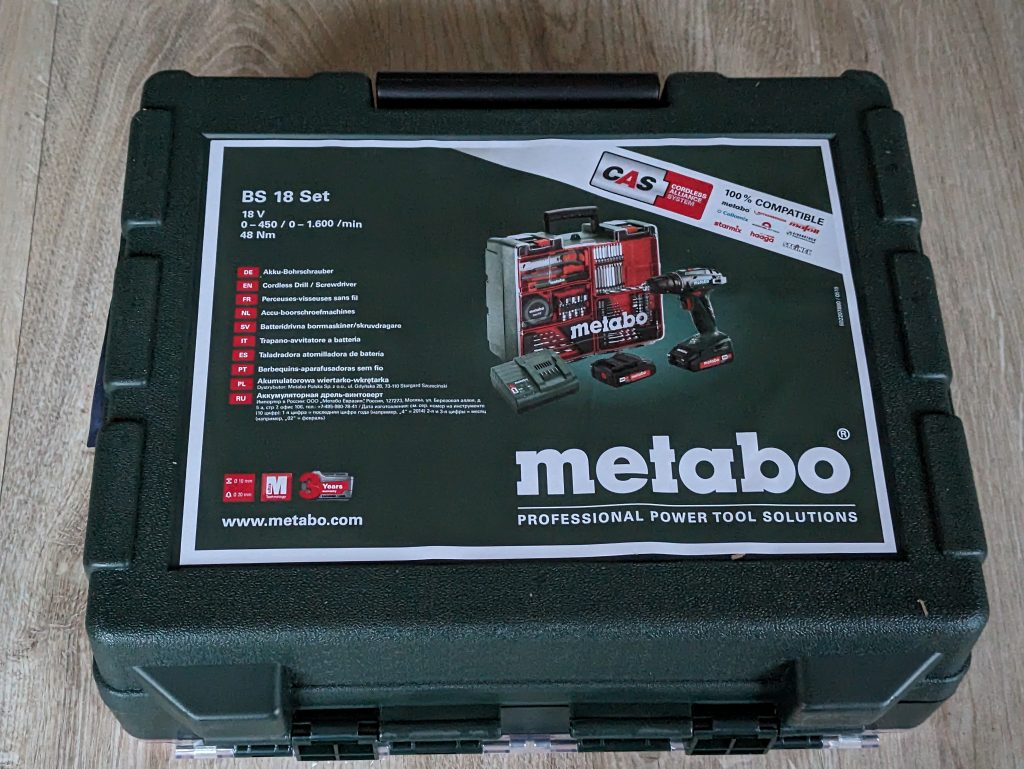 Koffer des Metabo BS 18 Akku-Bohrschraubers von hinten