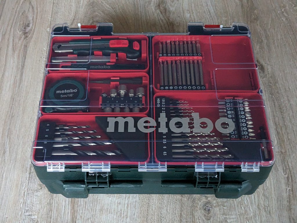 Koffer des Metabo BS 18 Akku-Bohrschraubers von vorne