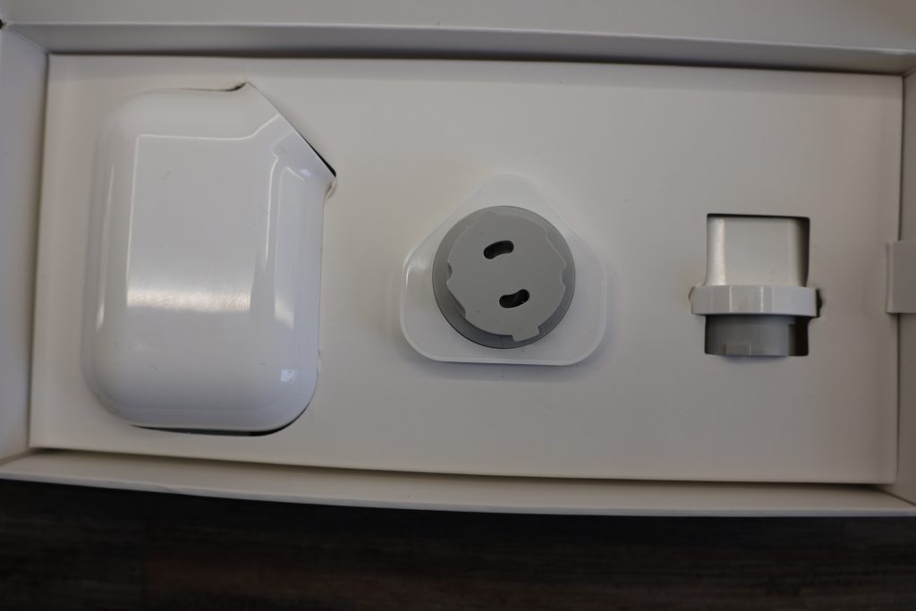 Libratone Zubehörkarton offen
