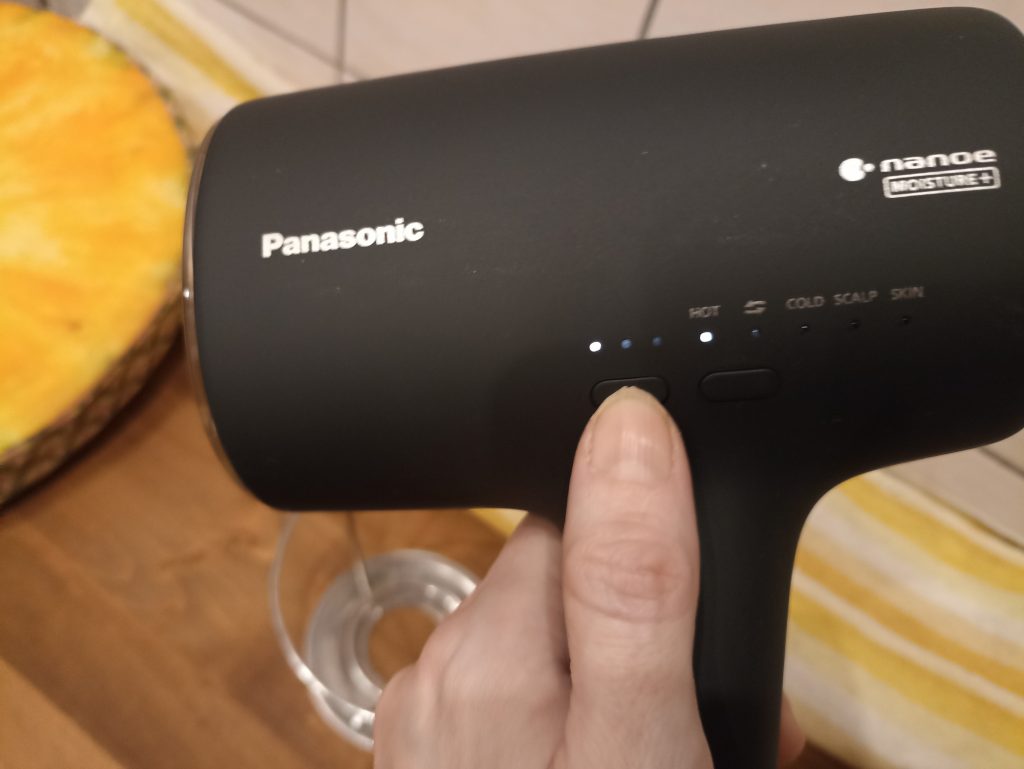 Panasonic EH-NAOJ Haartrockner, verschiedene Einstellungen