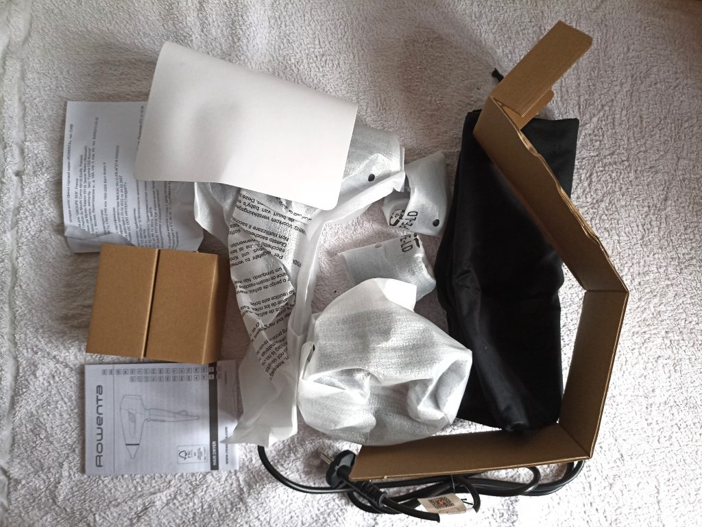 Rowenta x Karl Lagerfeld Haartrockner, Lieferumfang mit Innenverpackung