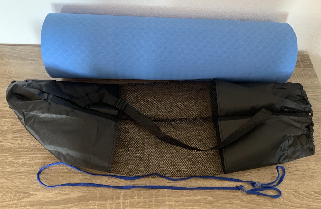 Sosila ‎HU-XI-201 Yogamatte ausgepackt mit Zubehör