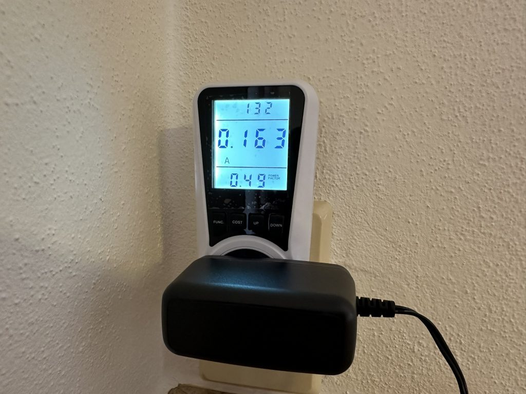 Stromstärke des Kärcher FC7 Cordless Extra Hartbodenreiniger beim Laden
