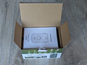 Verpackung der MAXDONE PH820 Wildkamera geöffnet