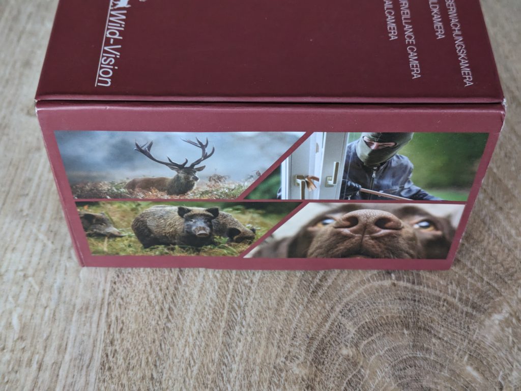 Verpackung der SECACAM Wild-Vision Wildkamera von links