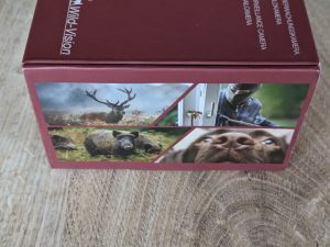Verpackung der SECACAM Wild-Vision Wildkamera von links
