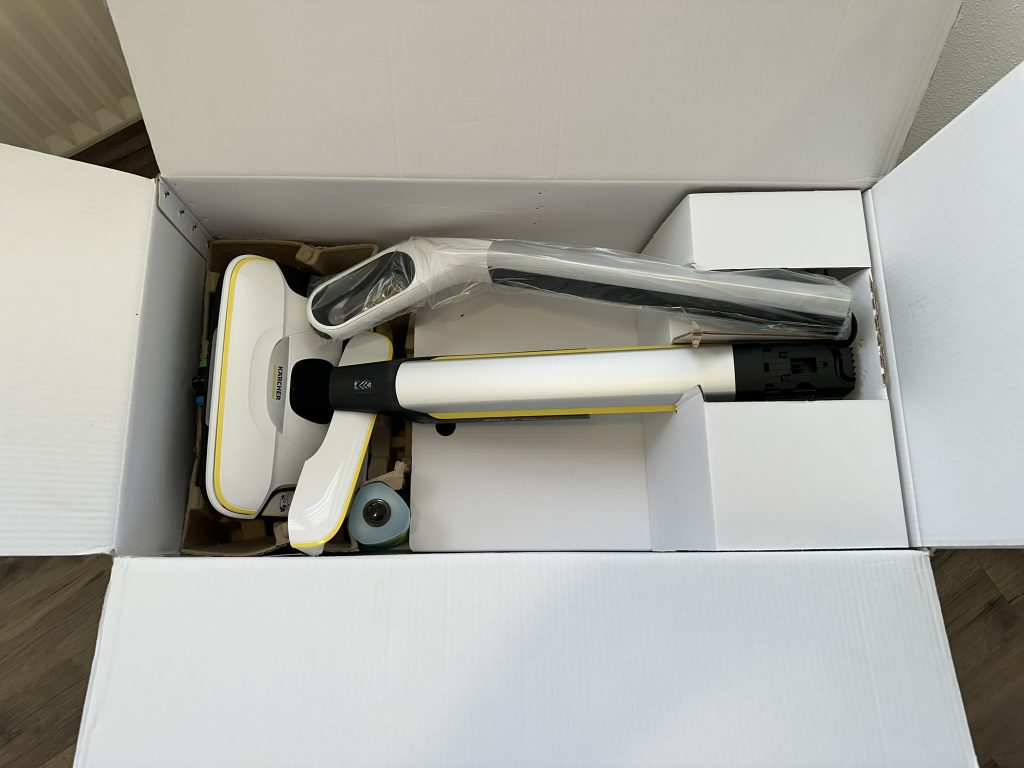 Verpackung des Kärcher FC7 Cordless Extra Hartbodenreinigers, drittes Bild